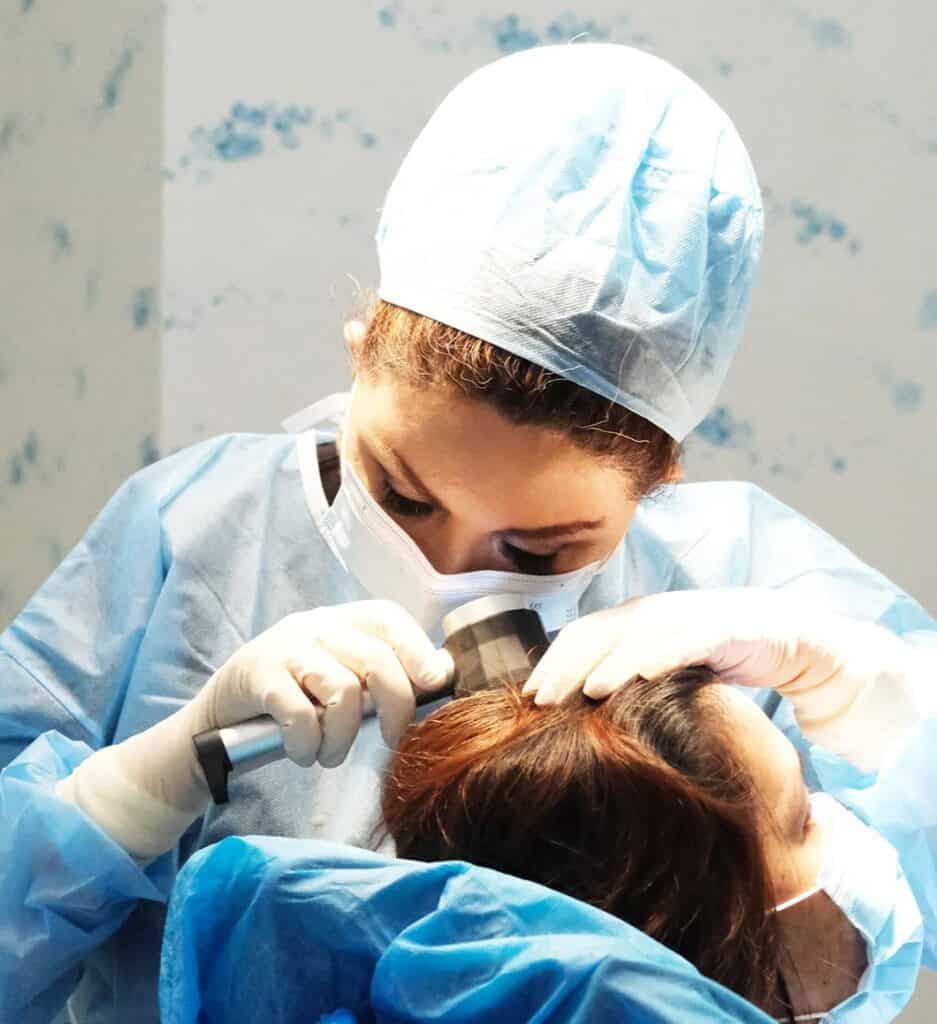 Dr Inder Looking Patient Hair Condition