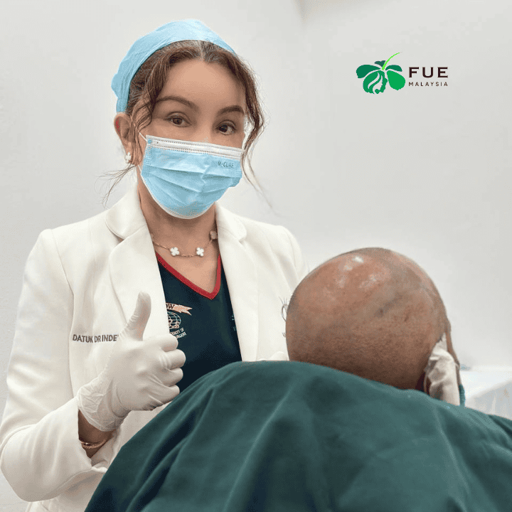 FUE Malaysia - Datuk Dr Inder Consult Patient Before Hair Transplant (7)